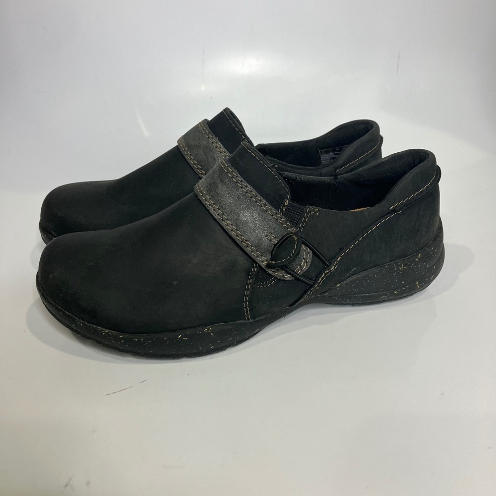 Clarks Roseville dot black leather slip on loafers women's size 6 minimalist